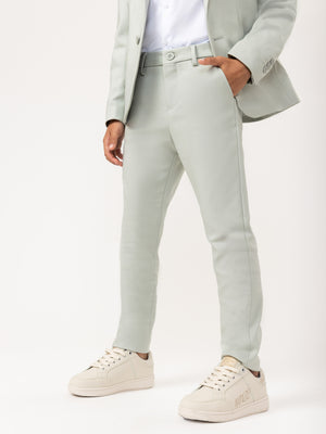 מכנסיים מחוייטים בגזרת סלים