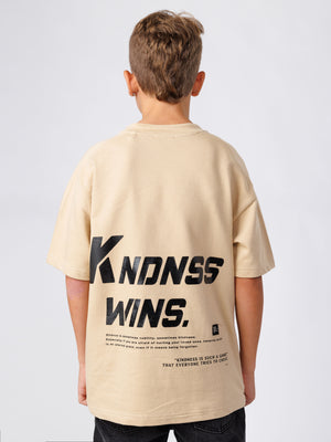 טי שירט אוברסייז לילד KNDNSS WINS
