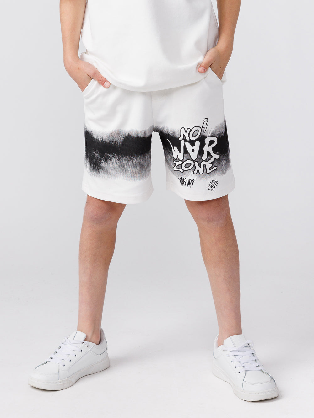 מכנסיים קצרים לילד NO WAR
