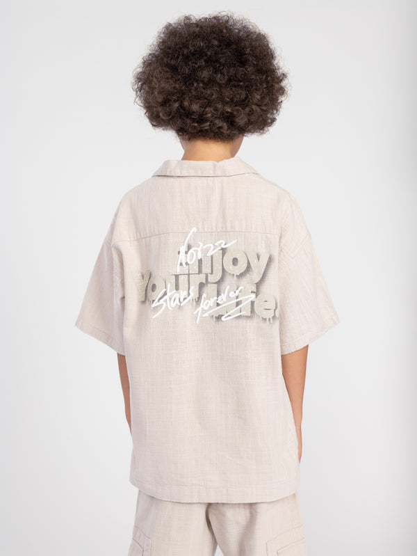 חולצה מכופתרת שרוול קצר