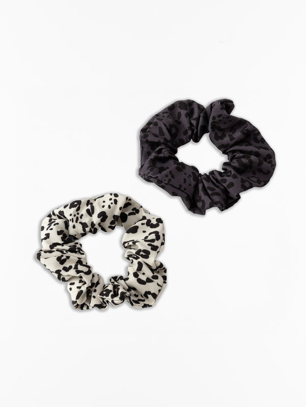 זוג גומיות מנומרות שחור לבן לילדה