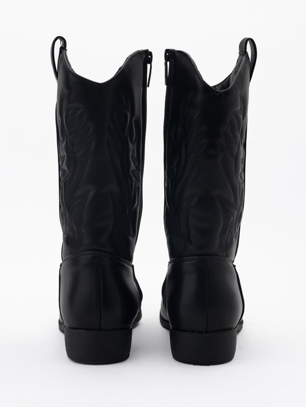 מגפי בוקרים שחורים עם רקמה