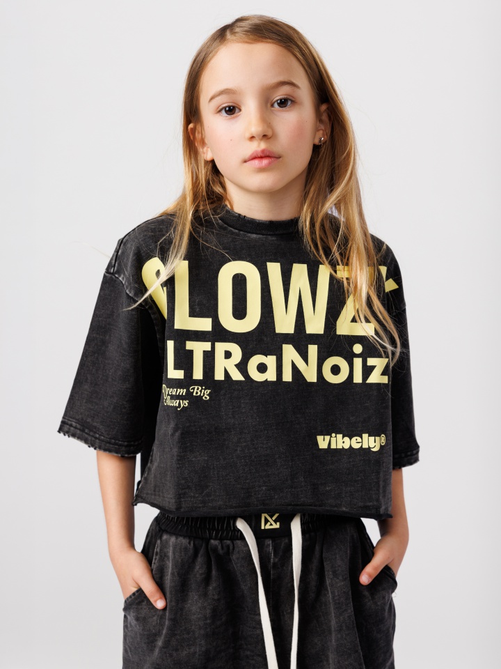 חולצת קרופ לילדה GLOWZY